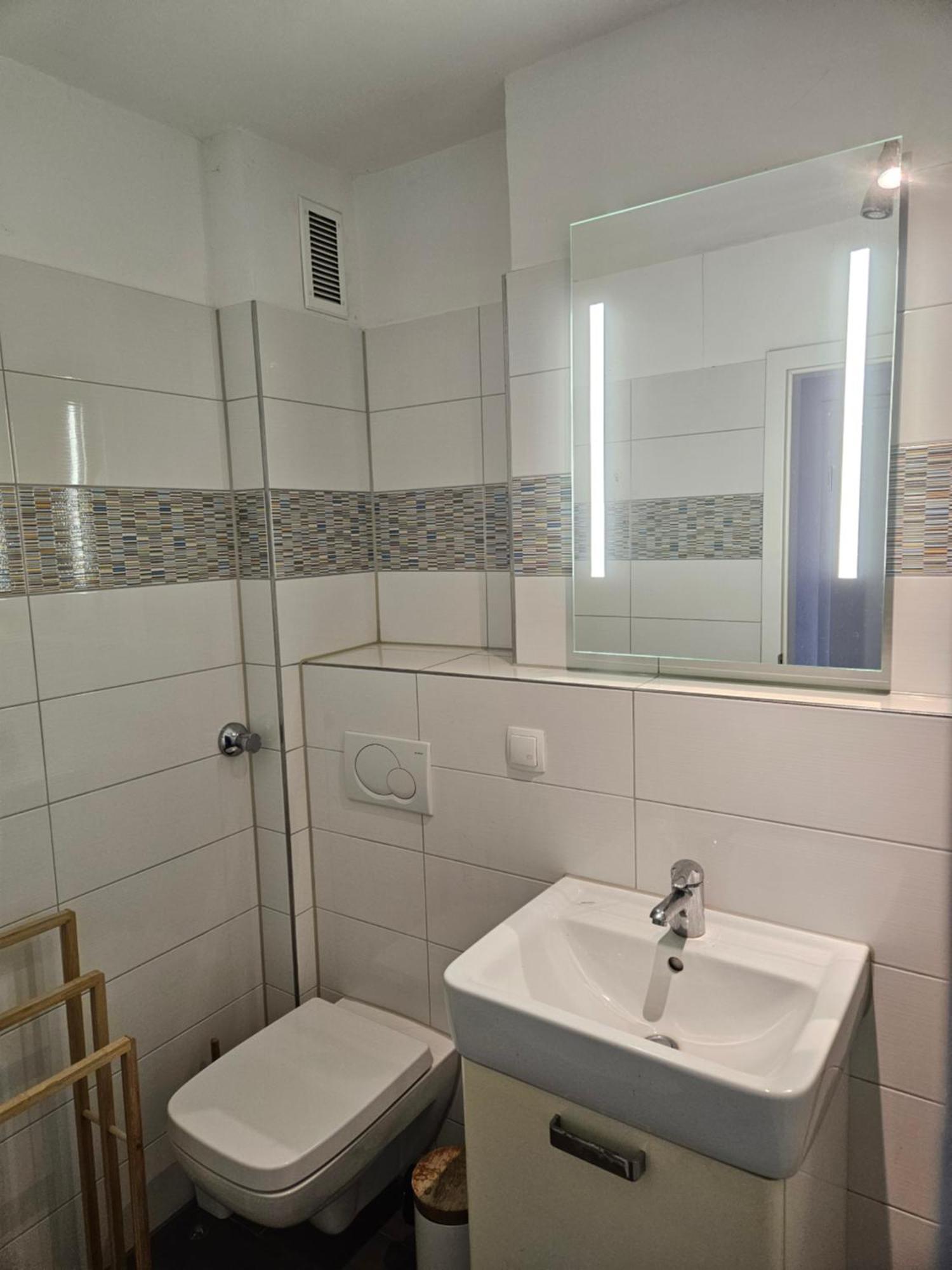 Fully Furnished Apartments Neurenberg Buitenkant foto